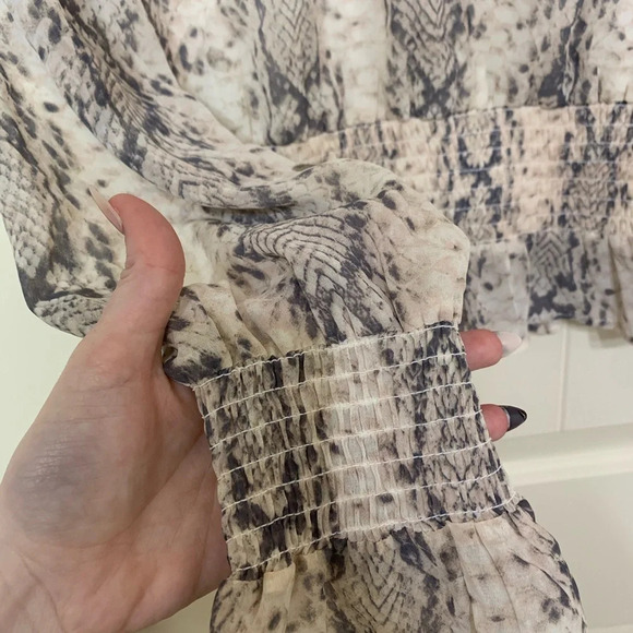 Japna Snakeskin Blouse - Picture 3 of 6